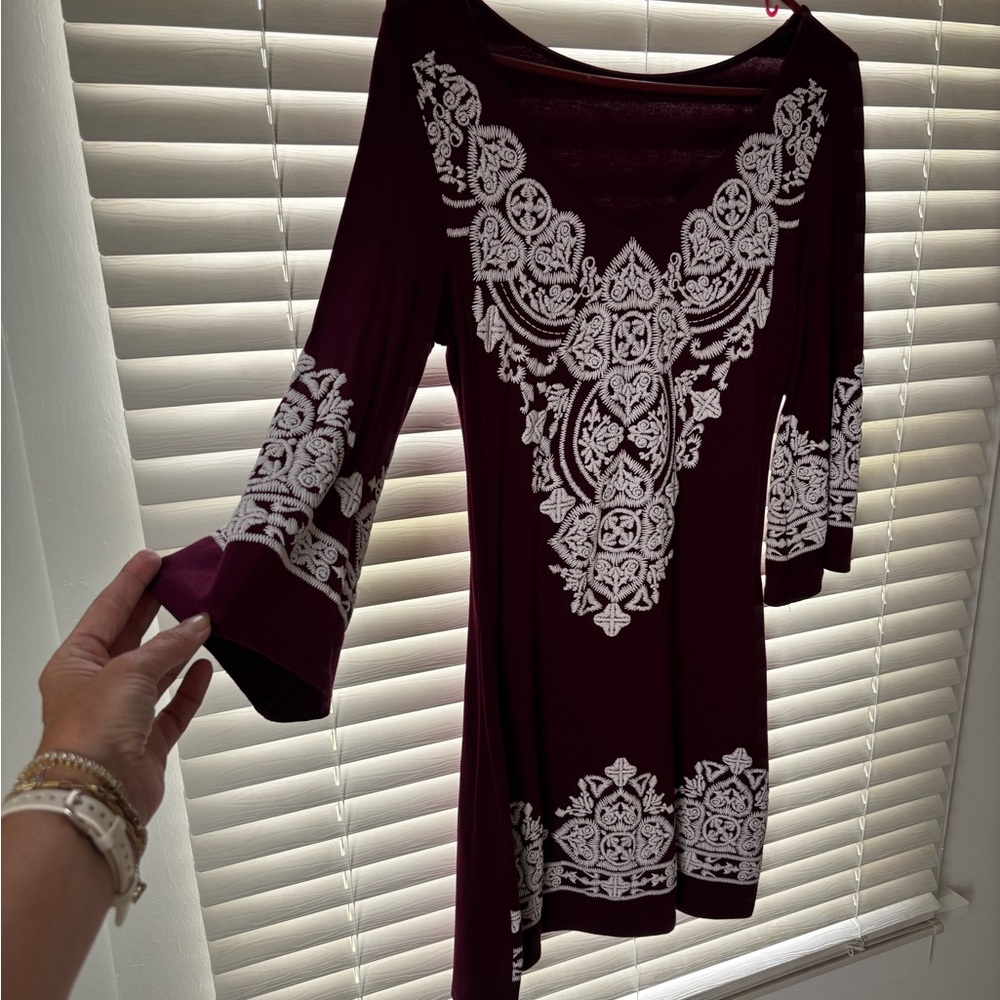 Elegant Burgundy Dress with White Embroidery